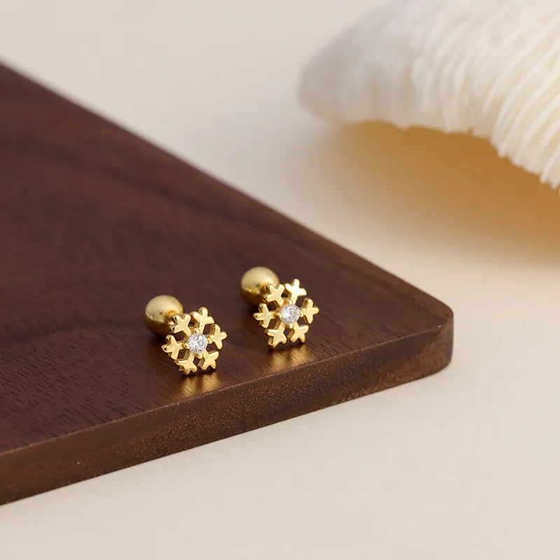 Snowflake Barbell Stud Earrings (20G)
