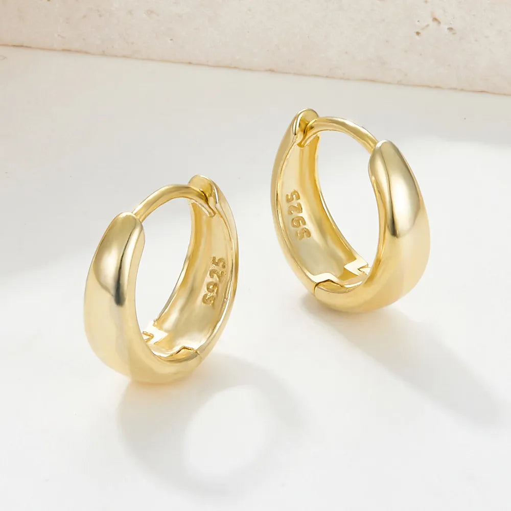 Essential Chunky Hoop Earring