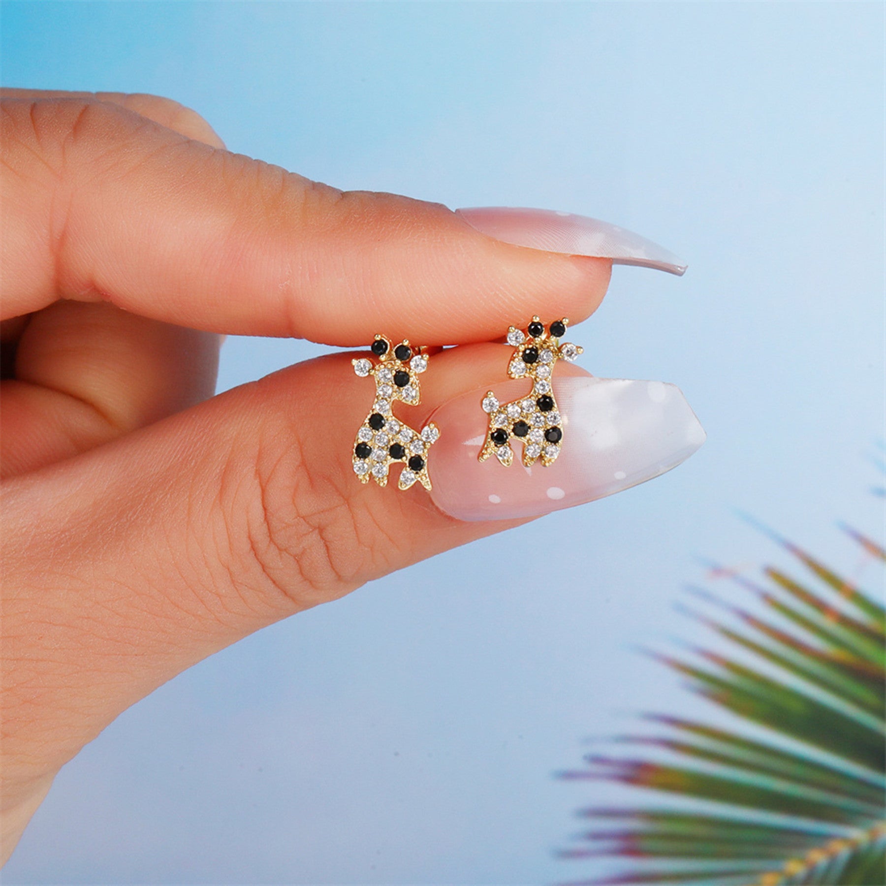 Pave Giraffe Barbell Piercing (20G)