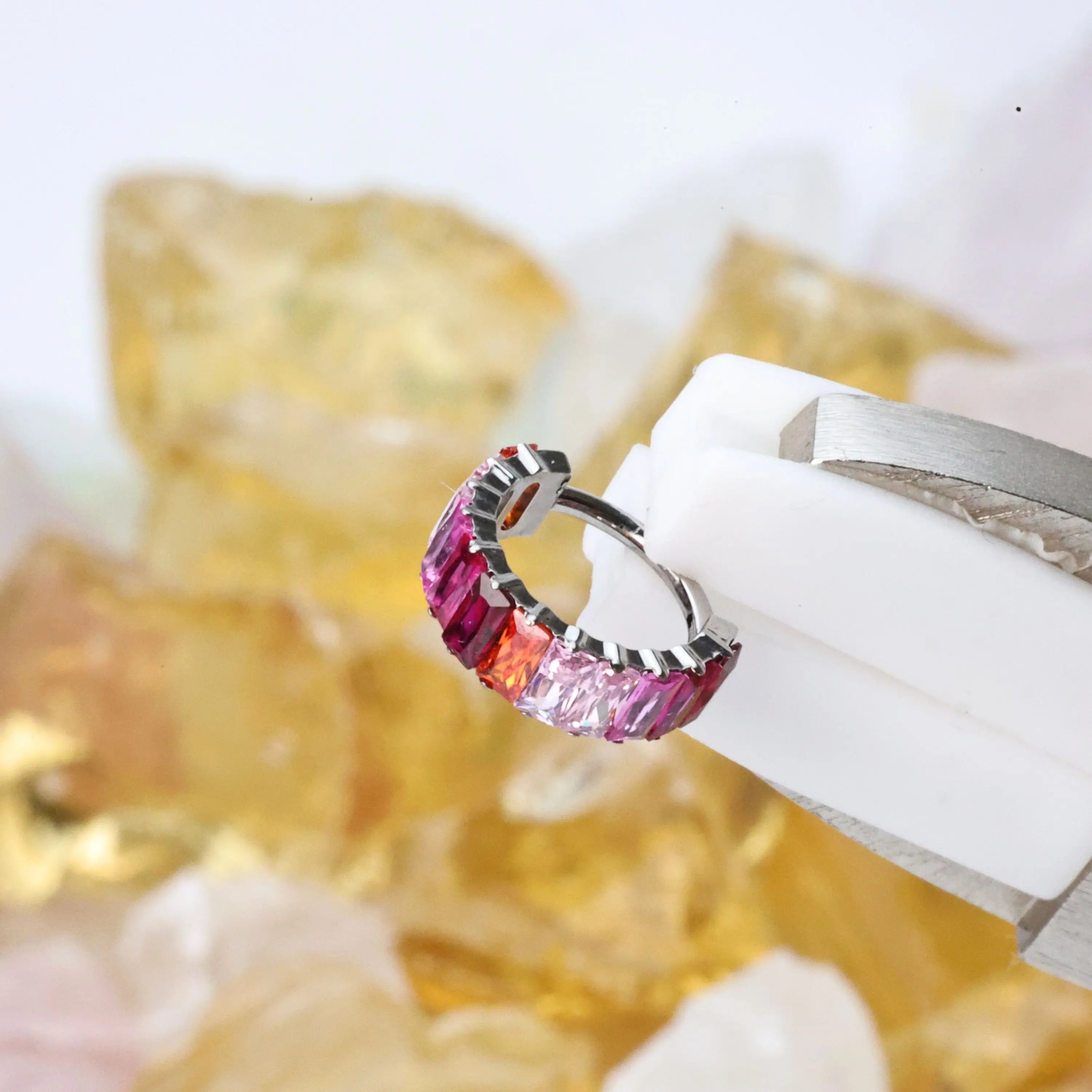 Titanium Gradient Pink Sugar Clicker | Conch Hoop