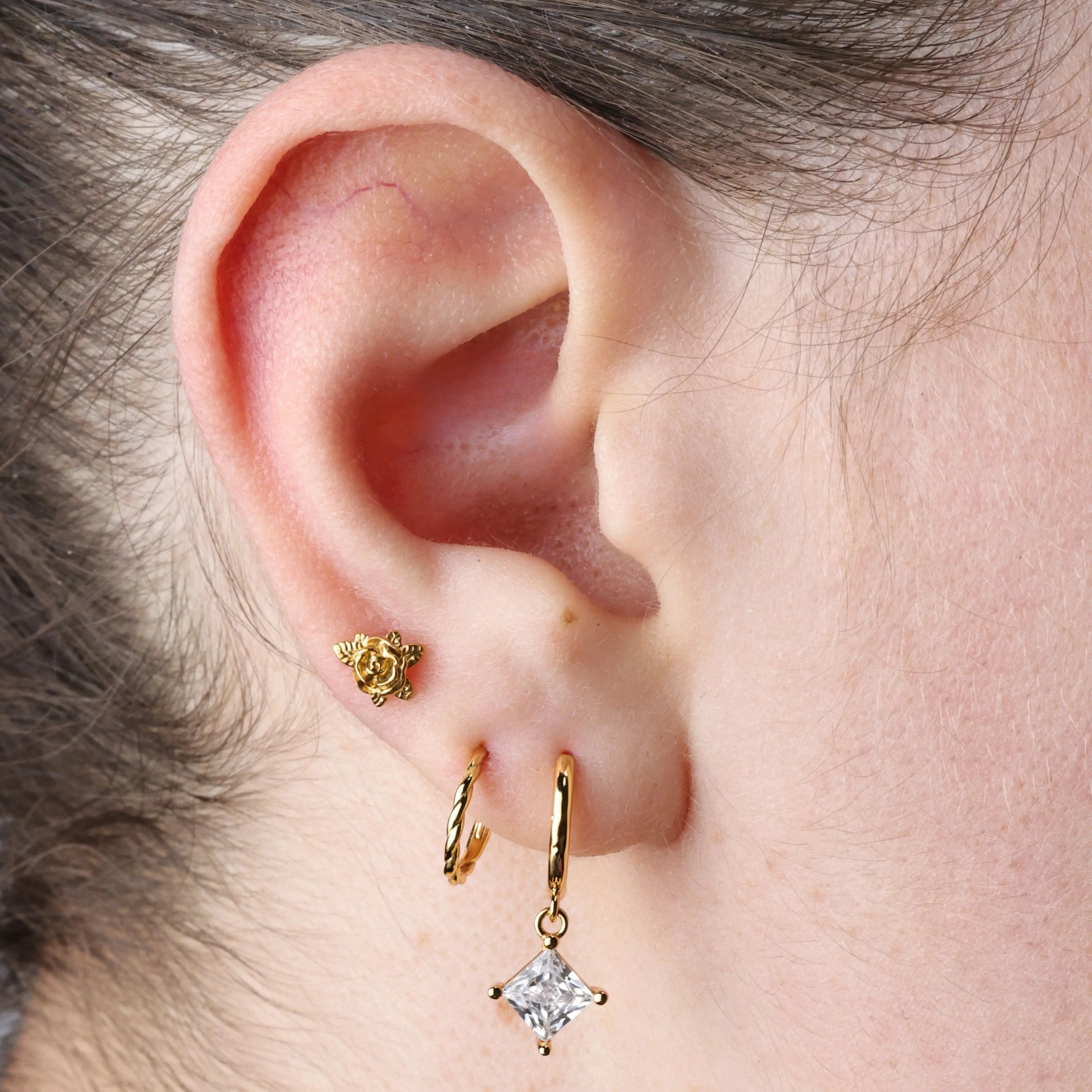 Titanium Rosy Rose Flat Back Stud