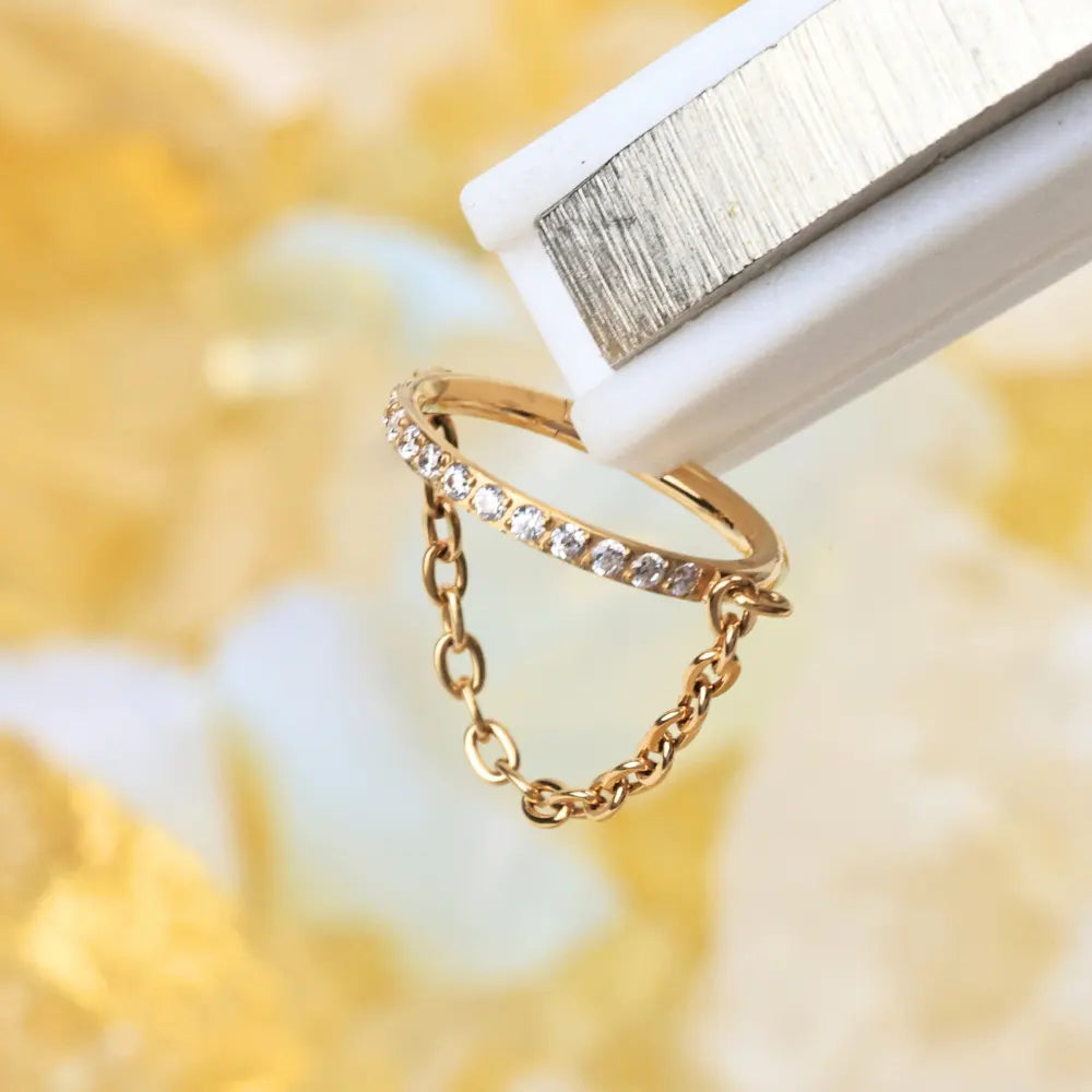 Titanium Pave Diamond Single Chain Clicker | Conch Hoop