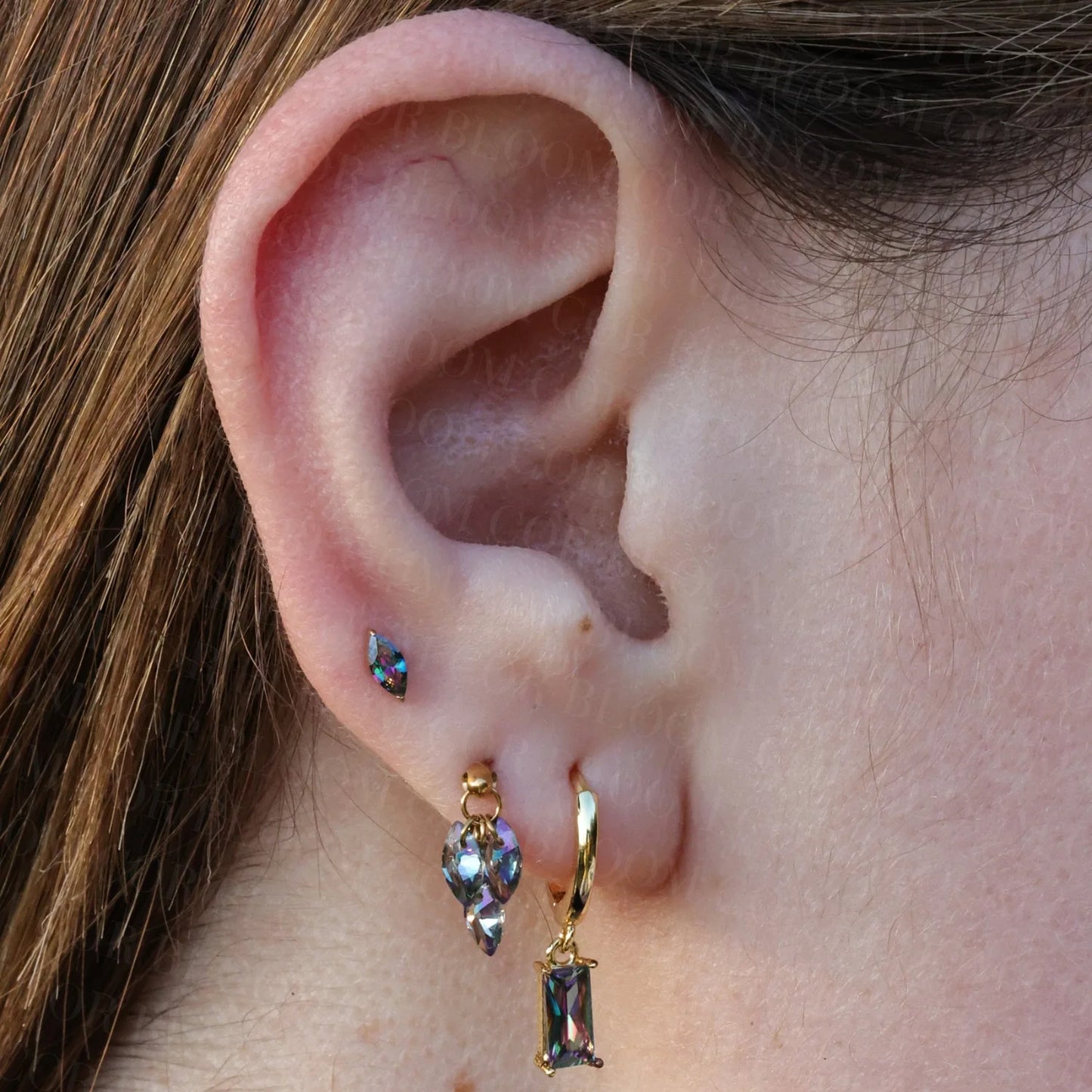 Dark Iridescent Gem - Titanium Floating Plume Flat Back Earring | Hidden Helix Stud