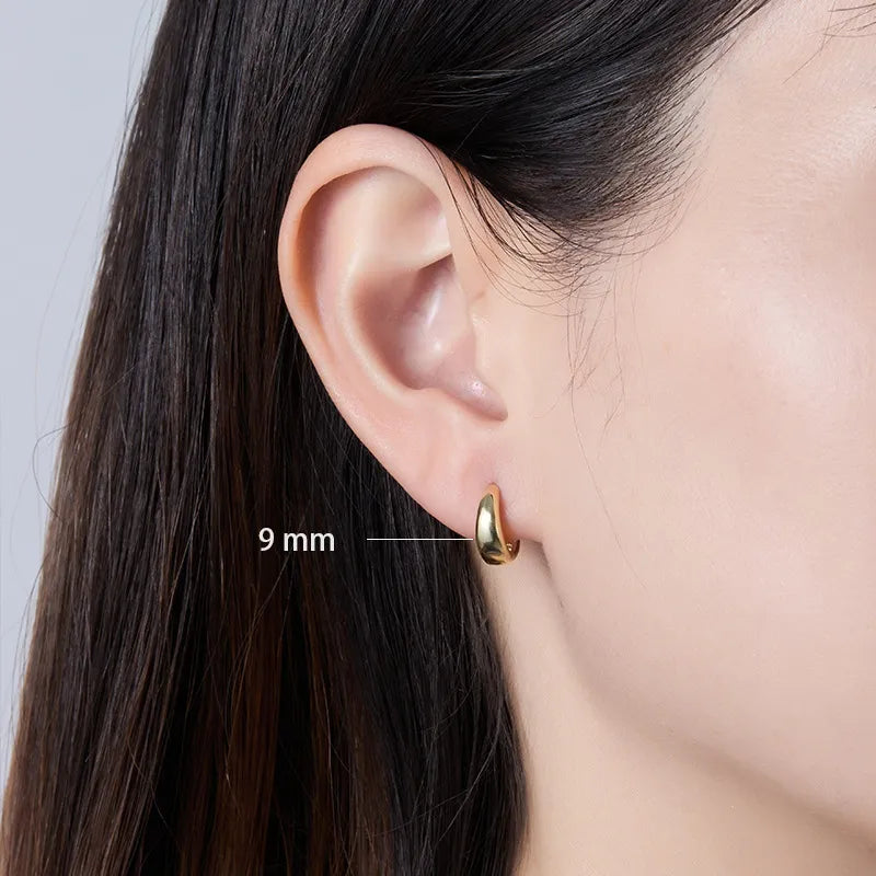Essential Chunky Hoop Earring