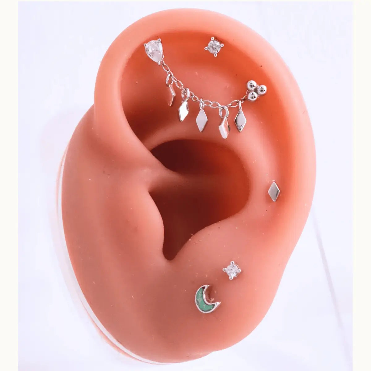 Rhombus Plaque Chain Attachment • Cartilage Dangling Chain