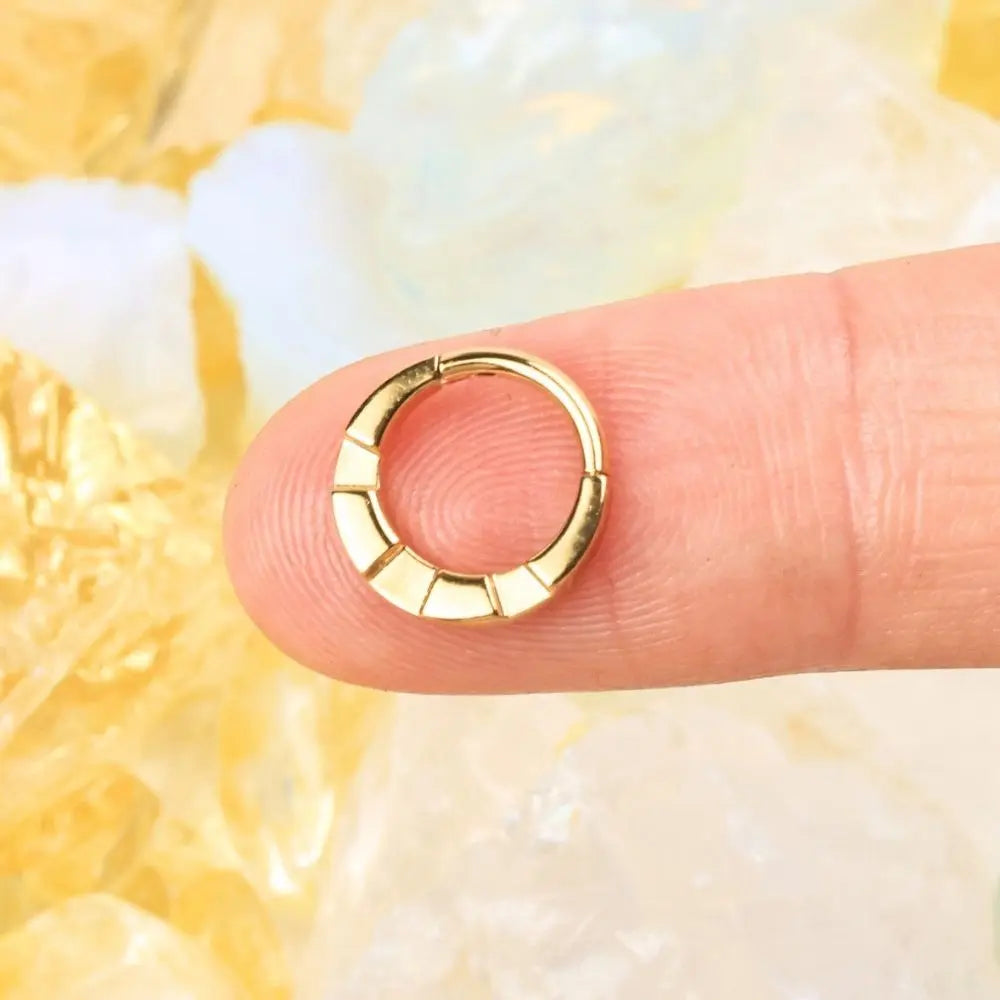 Titanium Graces Clicker | Septum Ring