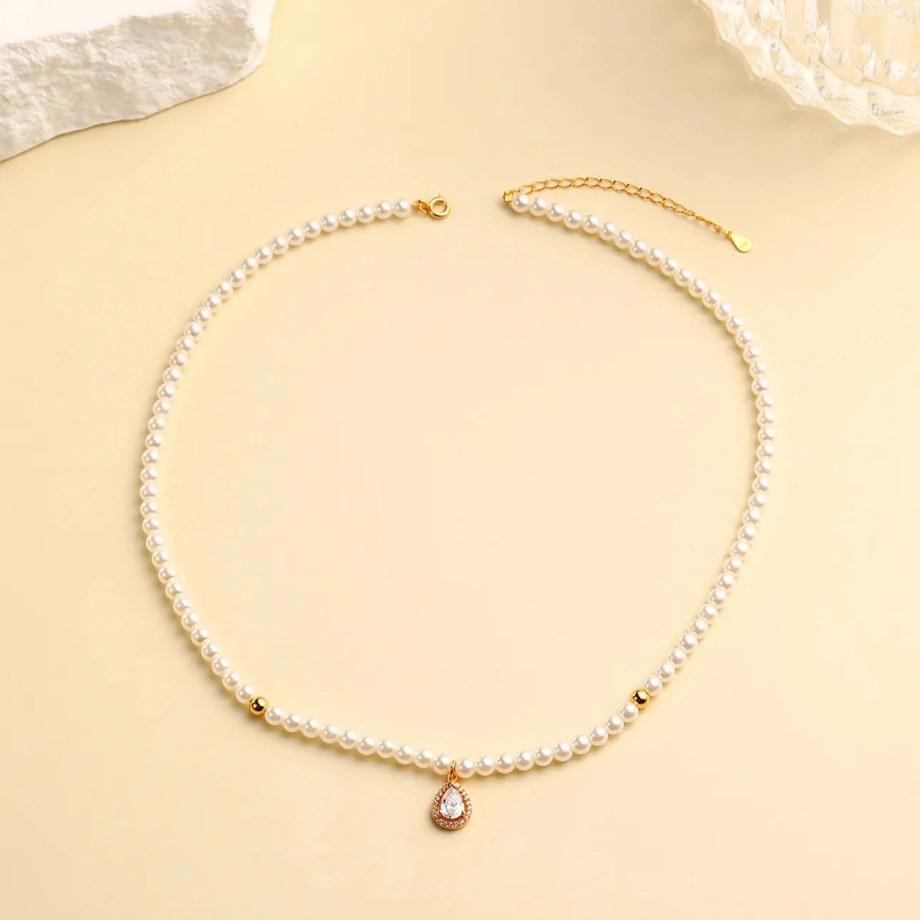 Classic Pure White Gemstone Pearl Necklace