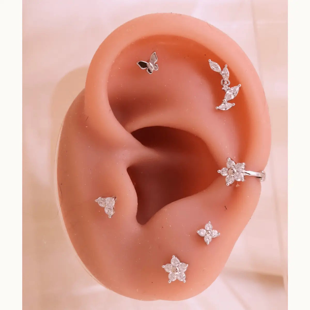 Dainty CZ Four-leaf Clover Barbell Piercing Stud