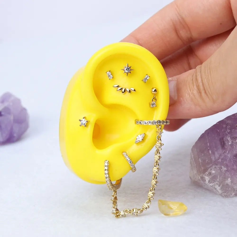 Five-Petal Curve Flat Back Piercing Stud