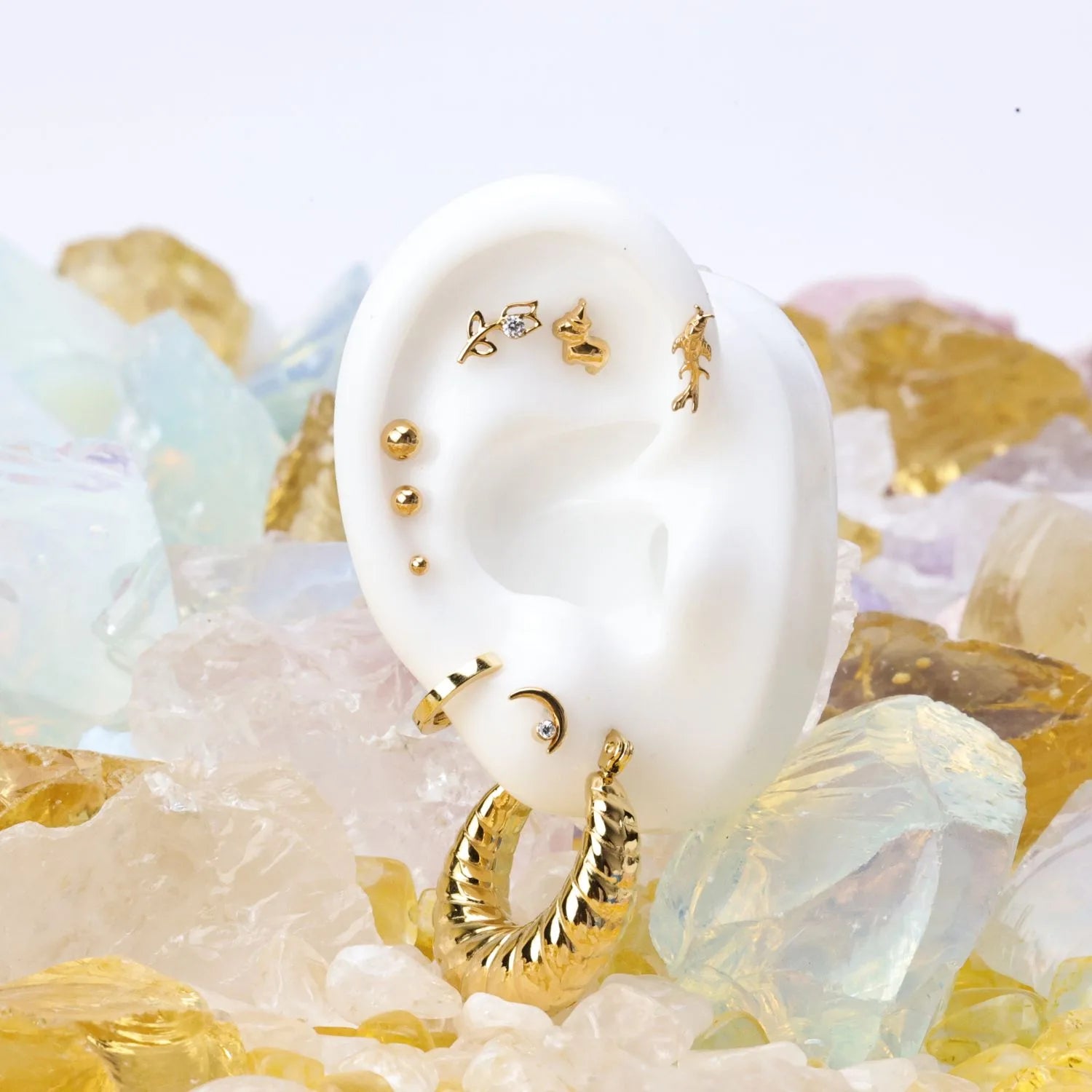 Titanium Alkmini Simple Diamond Moon Flat Back Stud