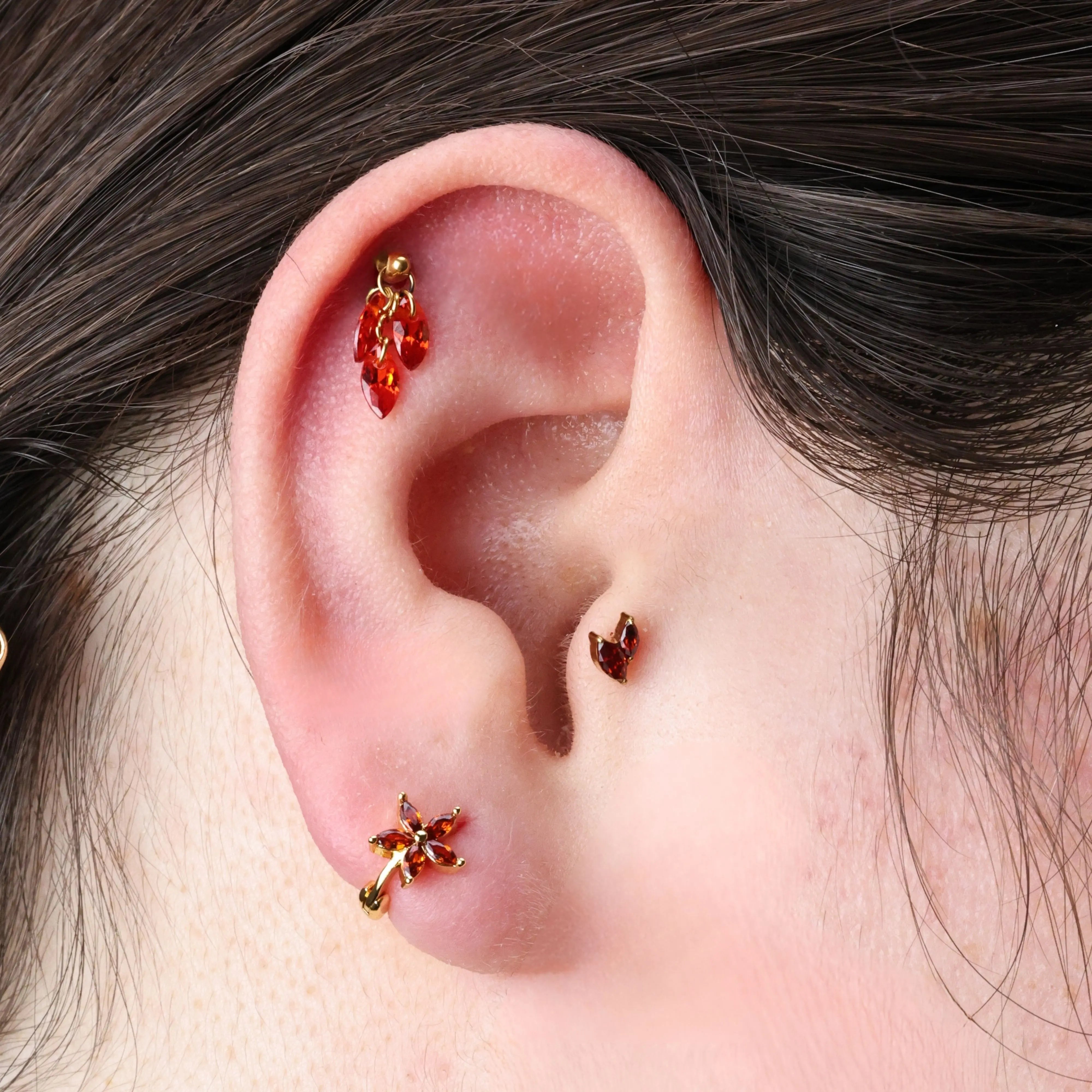 Titanium Akosua Mini Duo Petal Red Garnet Stud