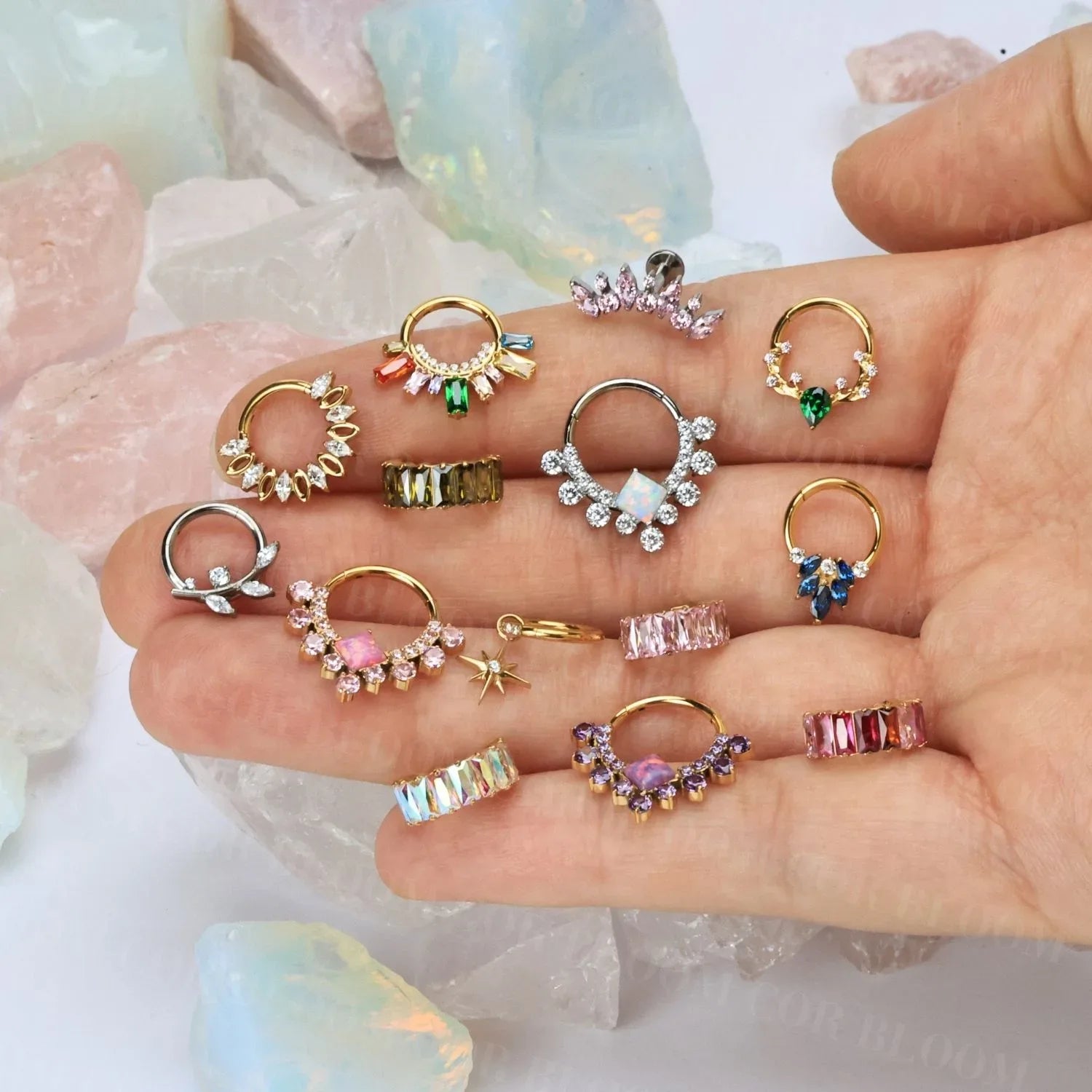 Titanium Peridot Gemstone Sugar Clicker | Conch Hoop