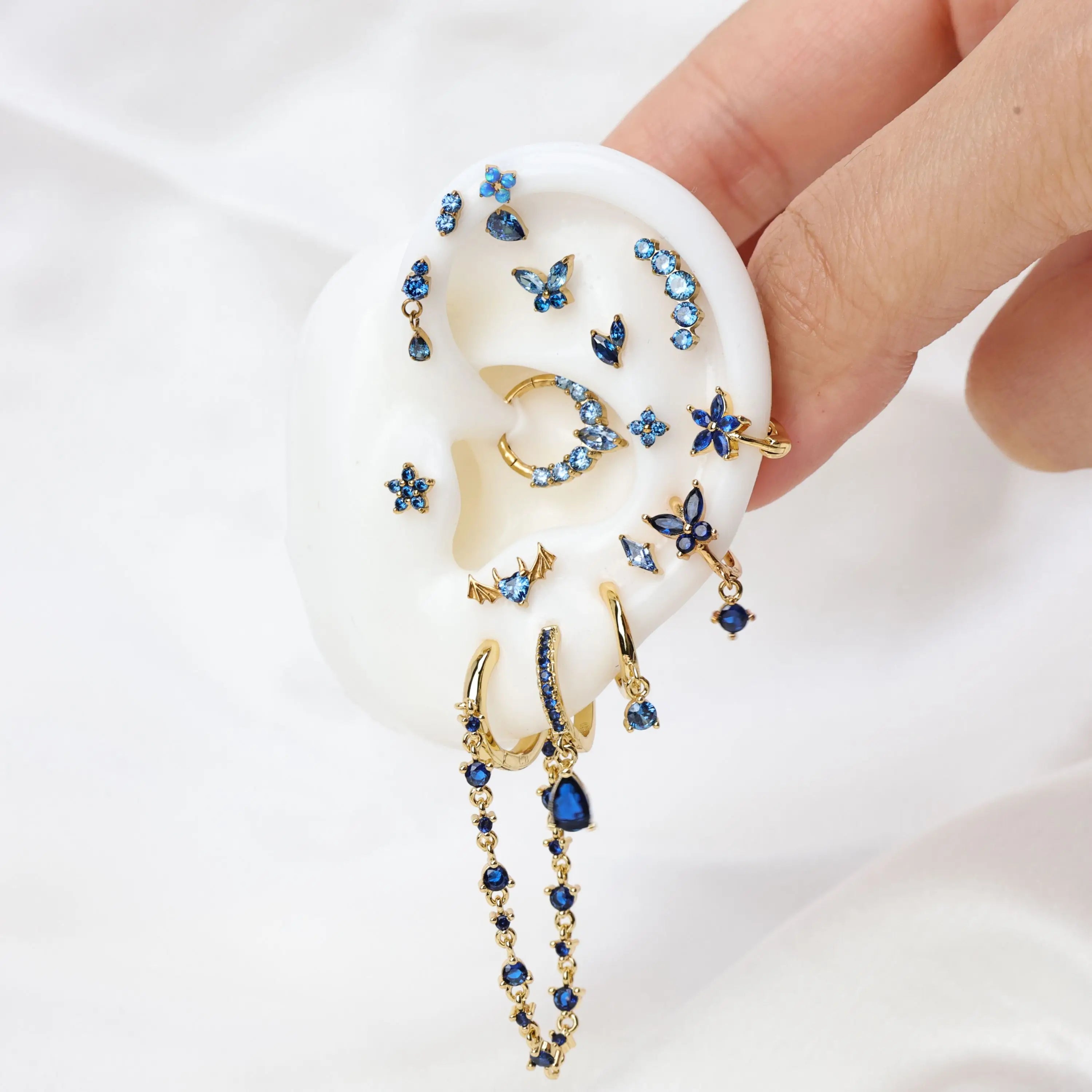 Titanium Aretha Small Ocean Blue Opal Four-Leaf Clover Stud