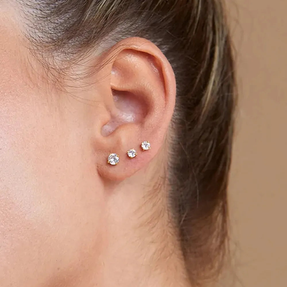 Minimal Round Cut CZ Piercing Stud - Threaded