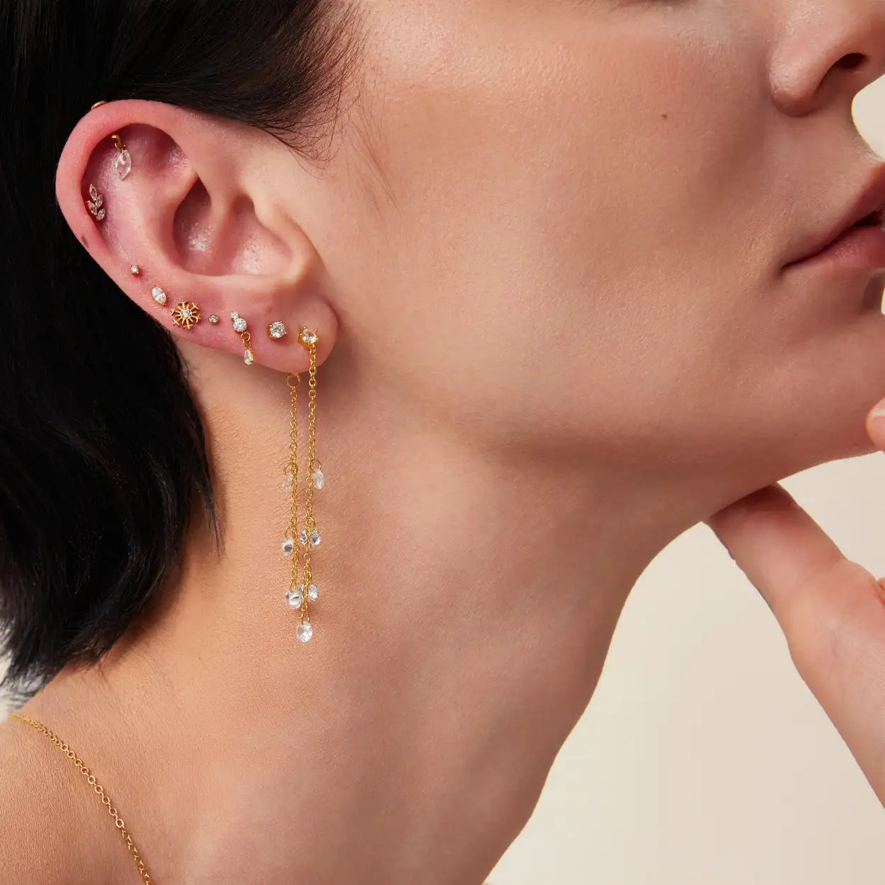 Petit clou d’oreille plat en titane en forme de flocon de neige, diamant