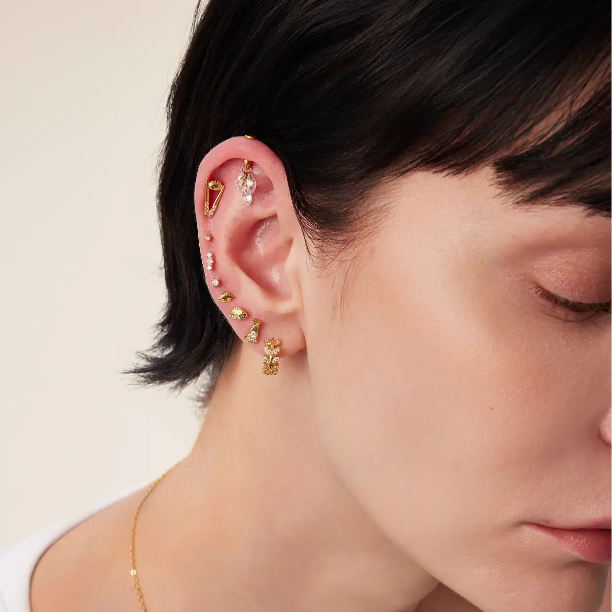 Chopsticks & Xiao Long Bao Stud -White Crystal