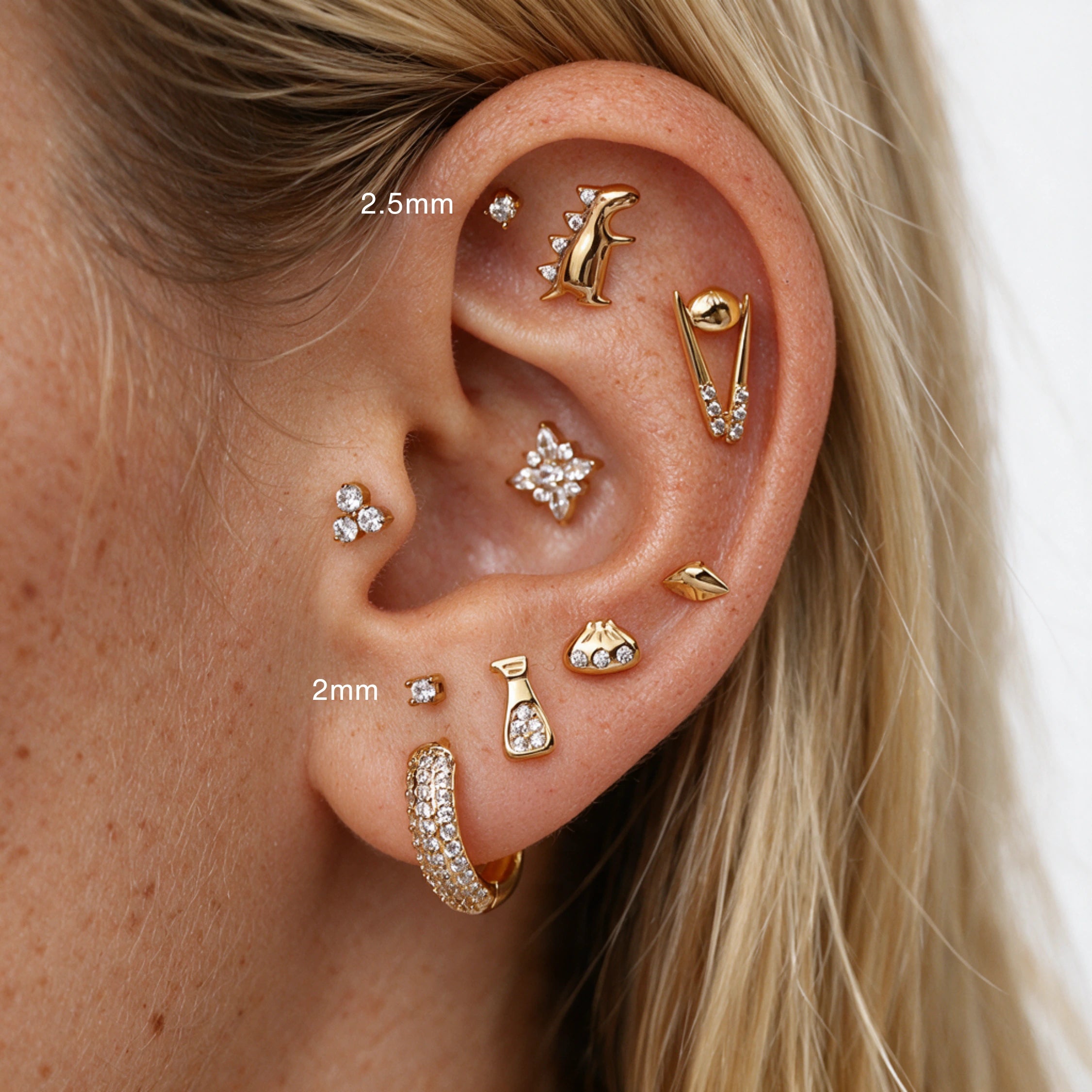Dareia Minimal Round Cut CZ Stud - Threaded