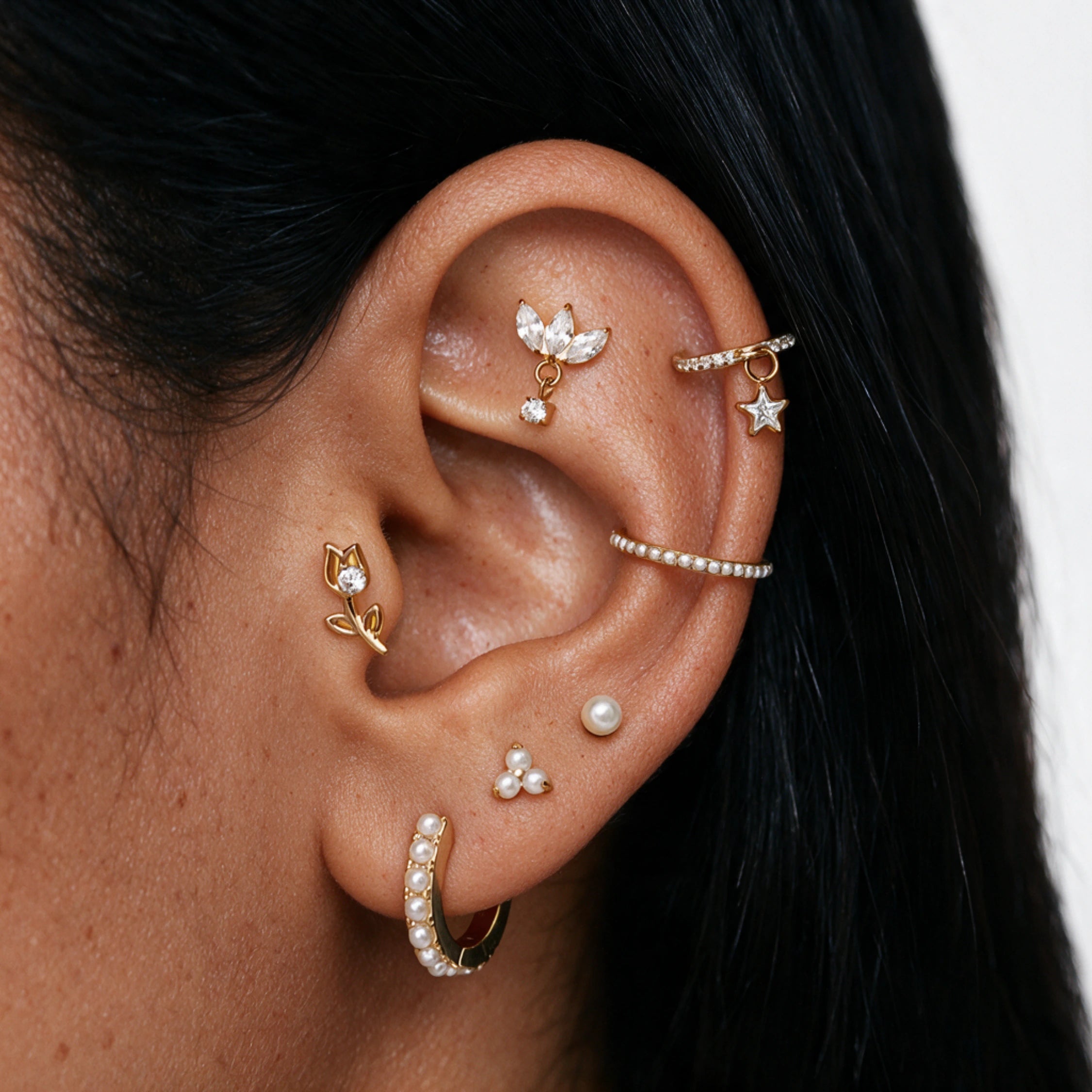 Titanium Kiara Crystal Climbing Flower Piercing Stud