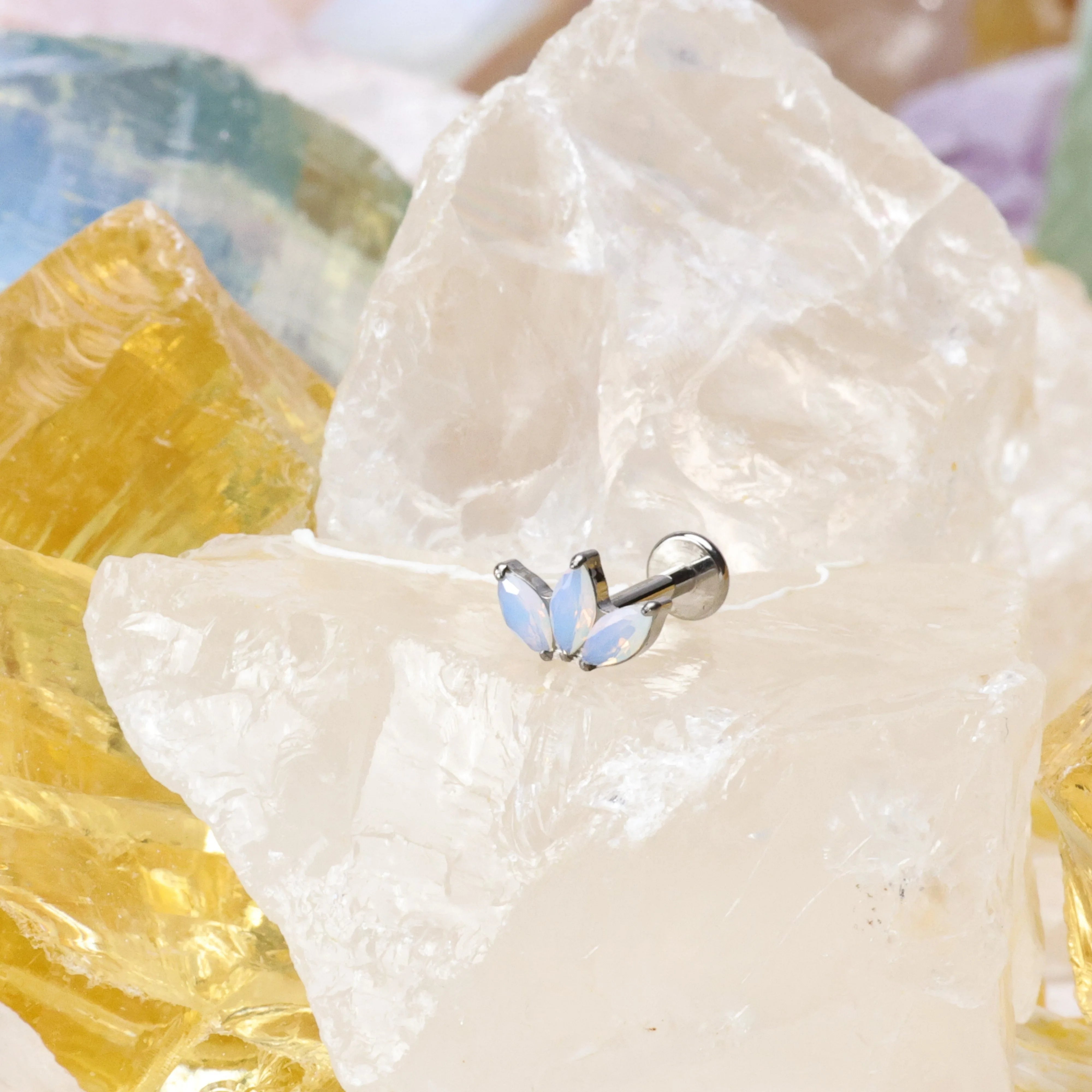 Titanium Kratos 3-Petal Light White Moonstone Flat Back Stud