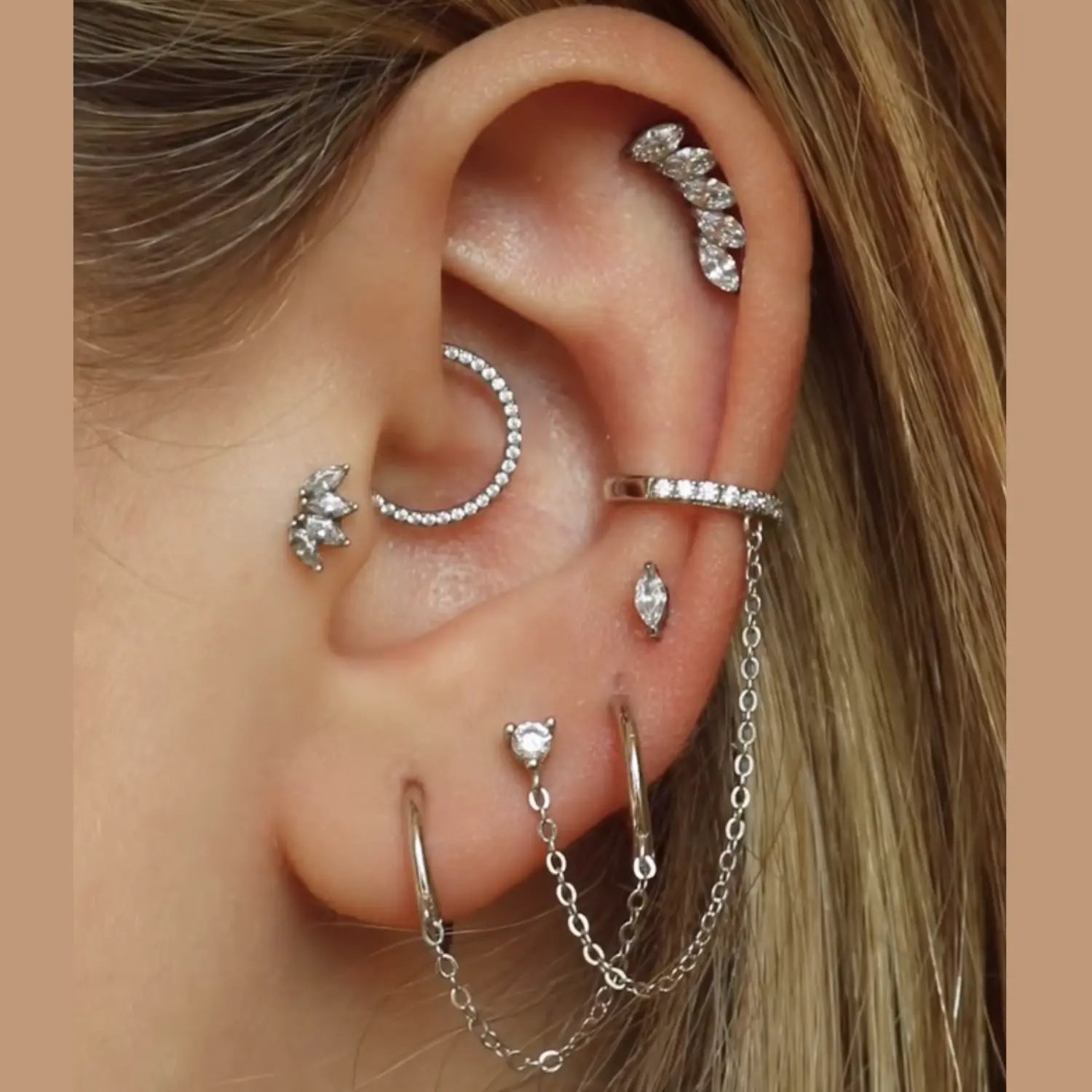 Titanium Elynn White Crystal Marquise Stud