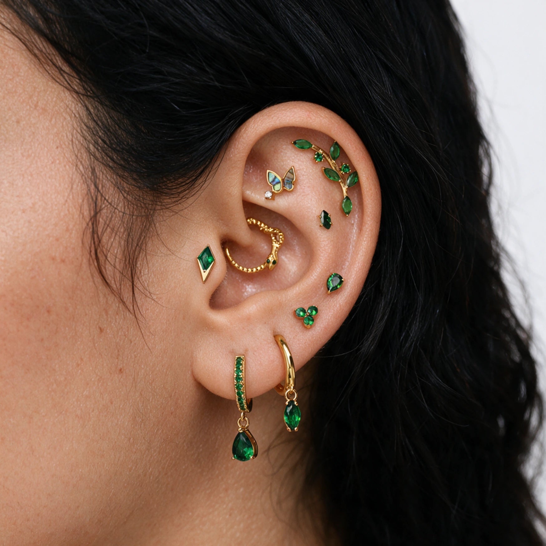Titanium Riona Small Green Emerald Marquise Flat Back Stud