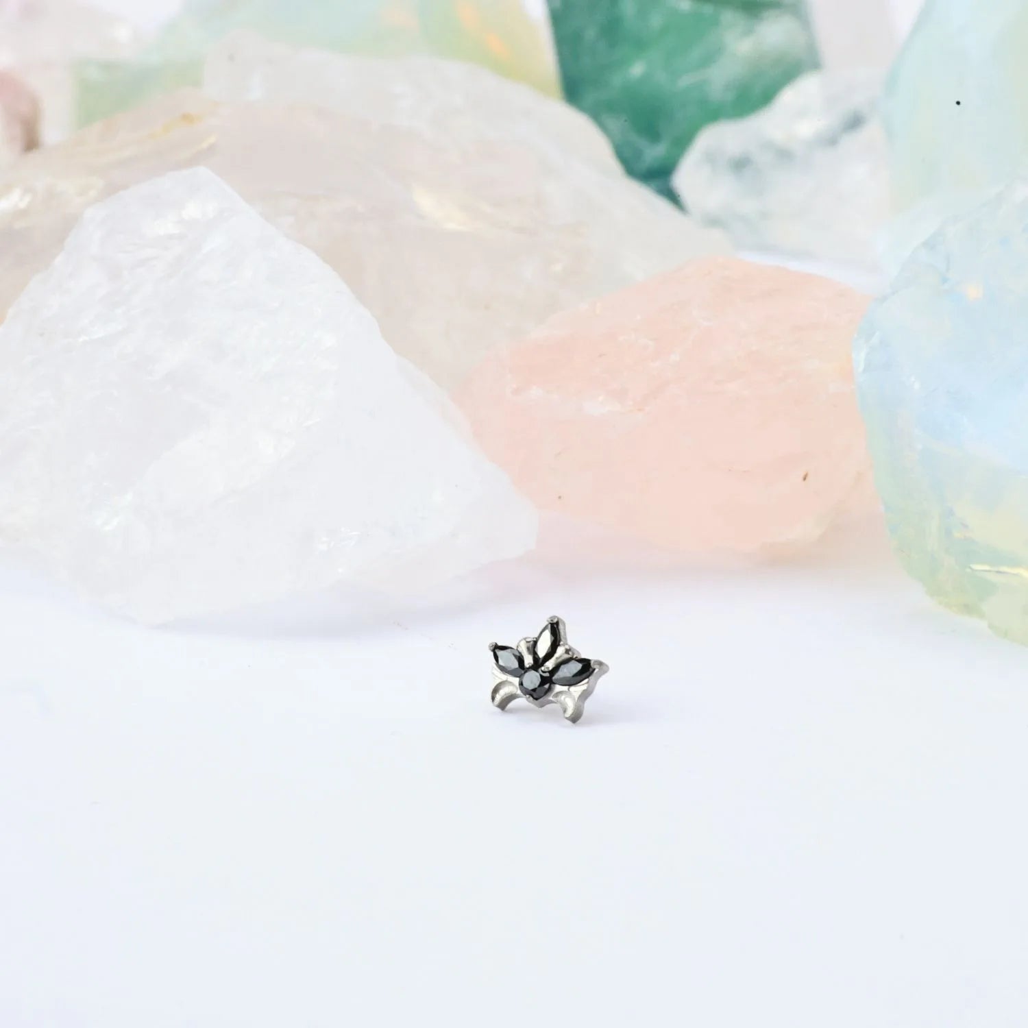 Titanium Hermes Black Gemstone Lotus Crown Stud
