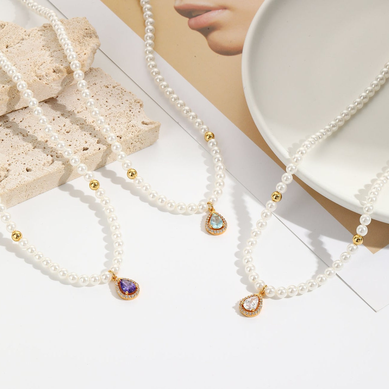 Classic Pure White Gemstone Pearl Necklace