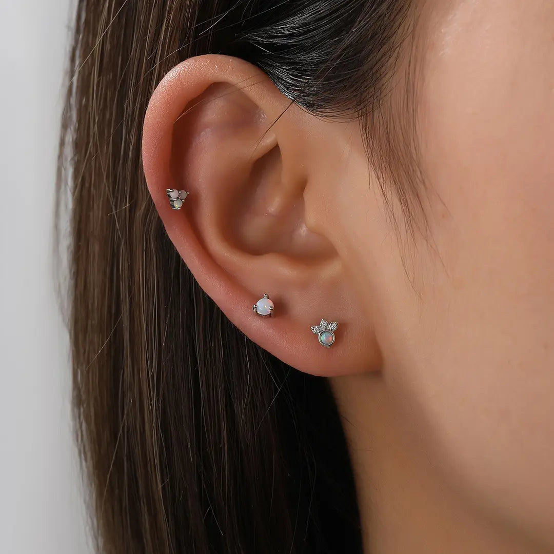 Little Paw Opal Labret Piercing Stud