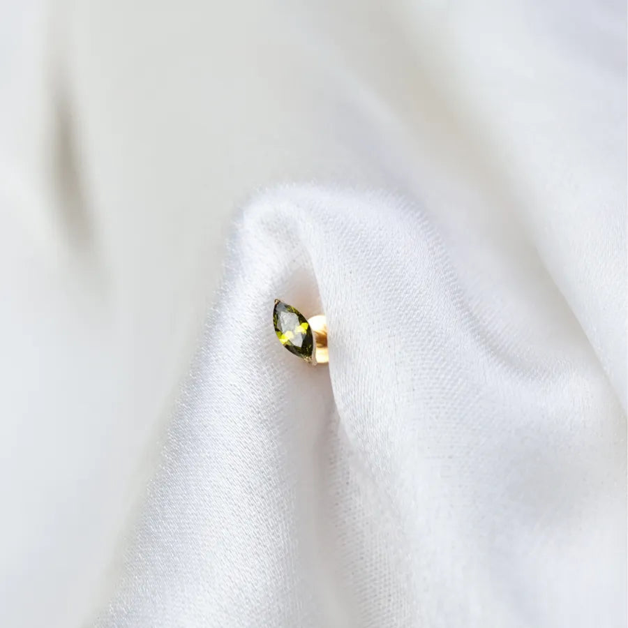Titanium Elynn Peridot Marquise Flat Back Stud