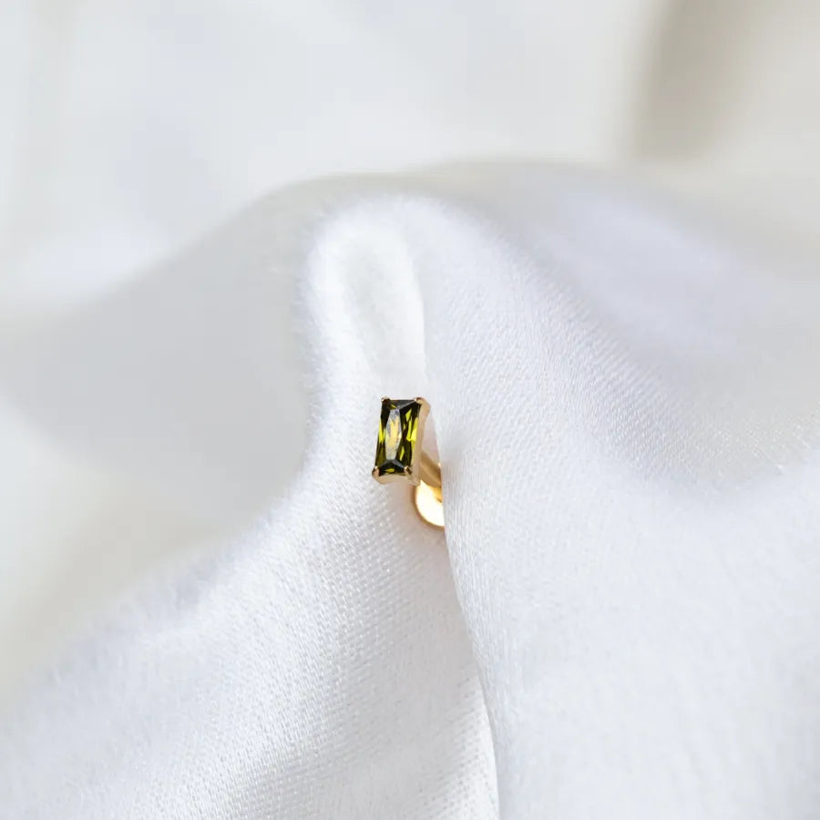 Titanium Irida Small Baguette Stud - Peridot