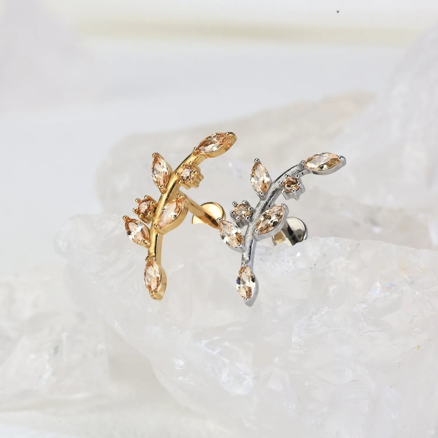 Dainty Autumn Leaf Climbing Piercing Stud