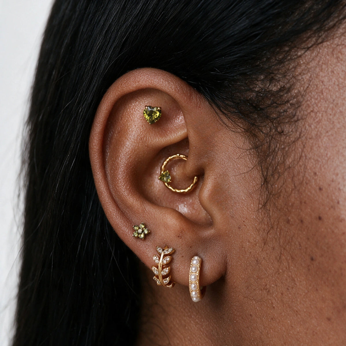 Titanium-Nova-Blumenstecker – Peridot