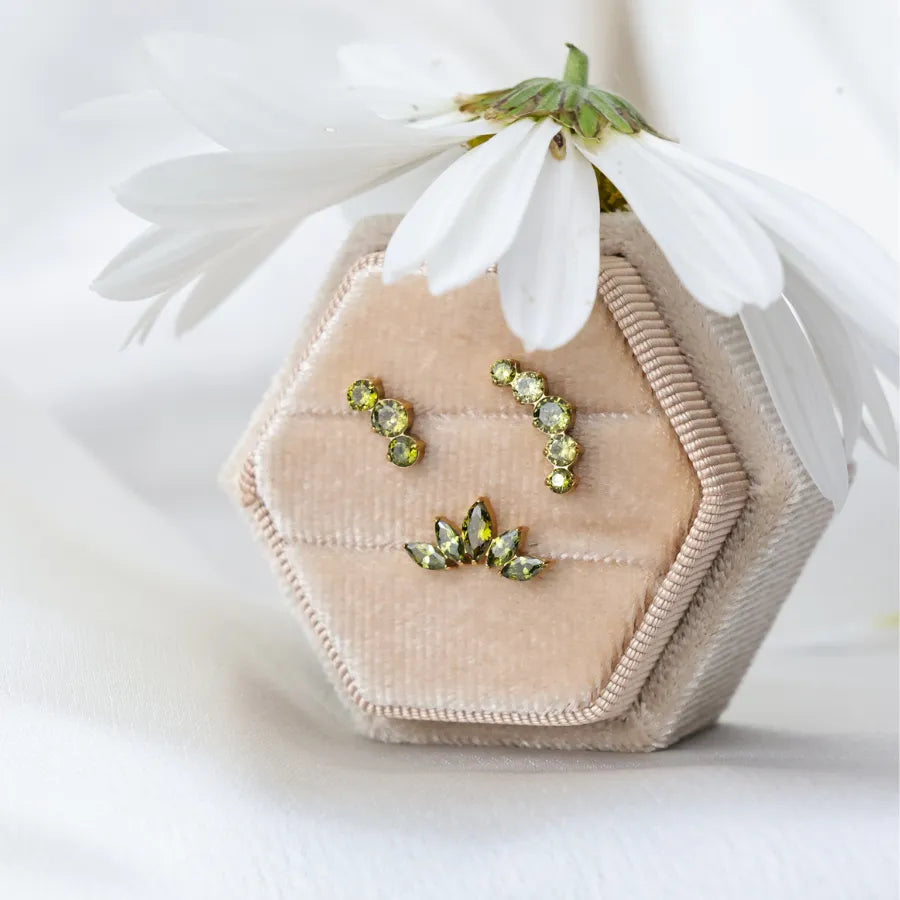 Titanium Aphrodite Peridot Crown Push Pin Stud