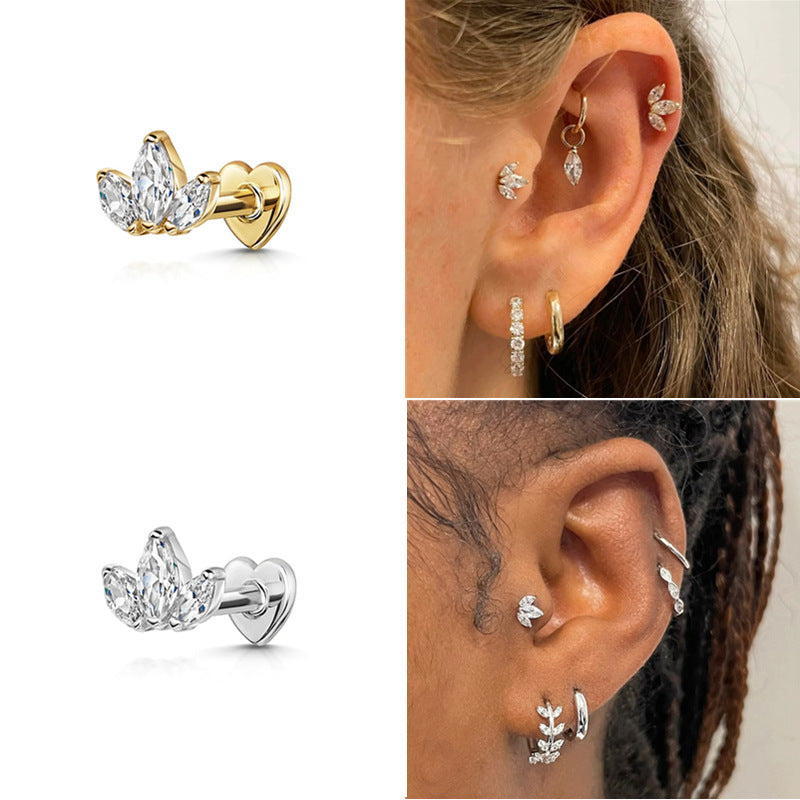 Sparkling Three-Petal Heart Labret Stud