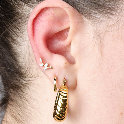 Titanium Tana Sparkling Climbing Leaf Flat Back Stud