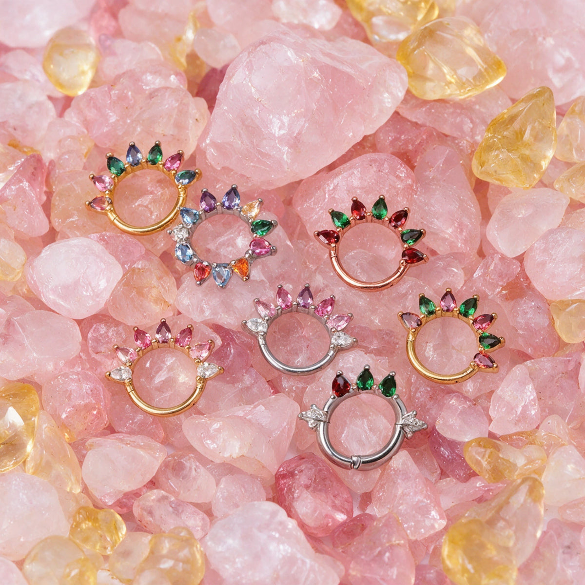 Daleyza Christmas Pear-Cut Gemstone Clicker