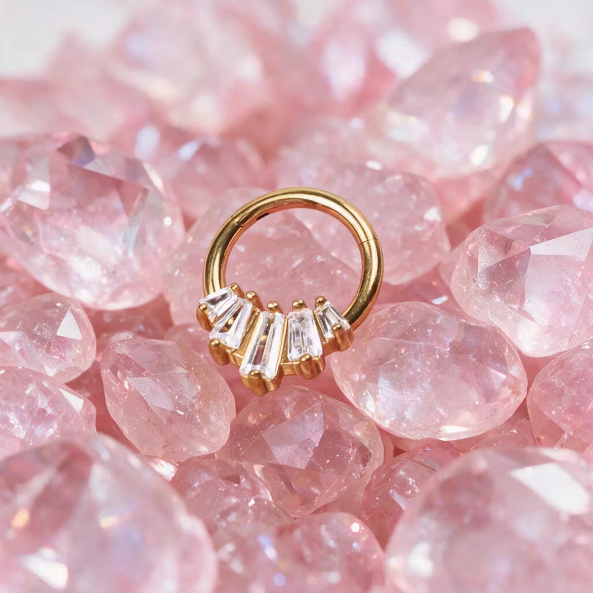 Clicker Anastasia con diamanti taglio baguette