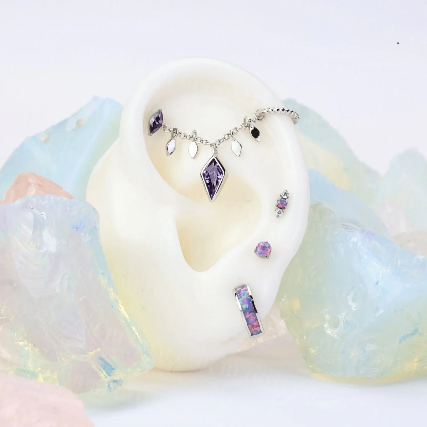 Amalthea Amethyst Kite-Cut Gemstone Chain Attachment •  Cartilage Dangling Chain
