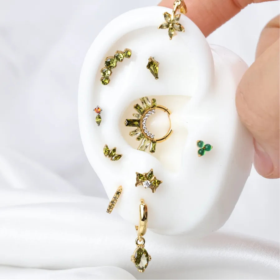 Titanium Minnie Kite-Cut Stone Flat Back Stud - Peridot