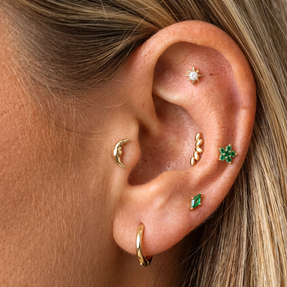 Titanium Five-Petal Curve Flat Back Piercing Stud
