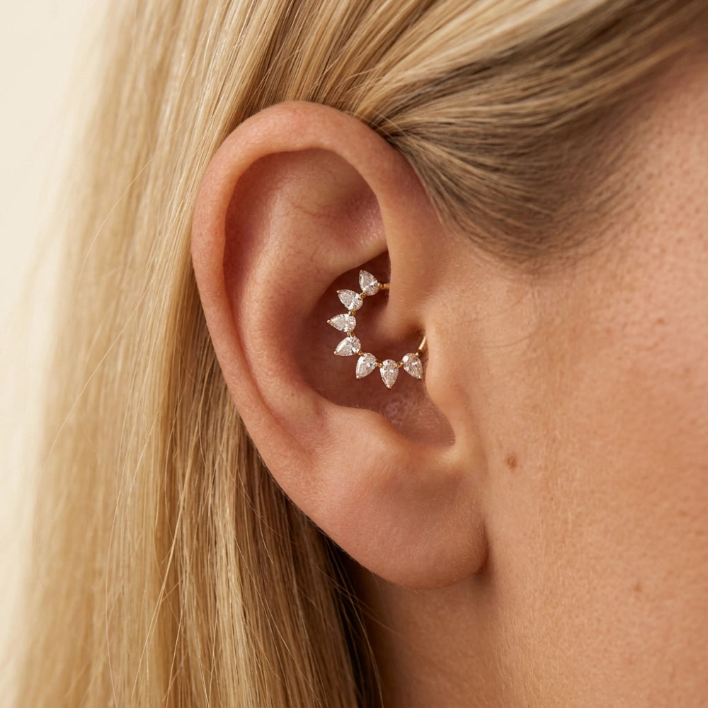 Daleyza Pear-Cut Diamond Clicker