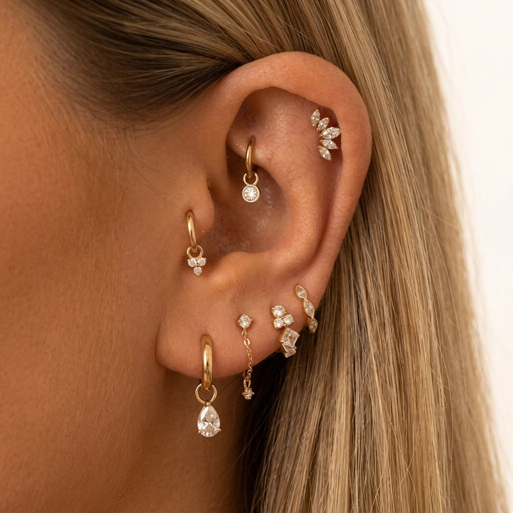 Sparkling Five-Petal Heart Labret Piercing Stud