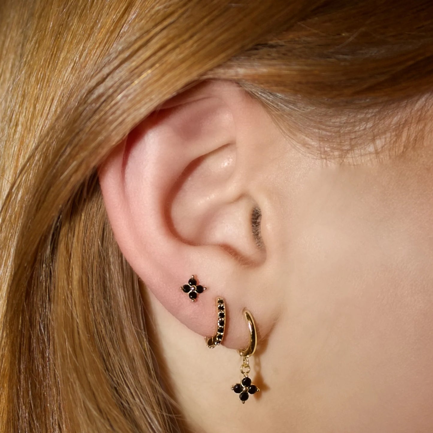 Black Gemstone Four-Clover Hoop Earrings