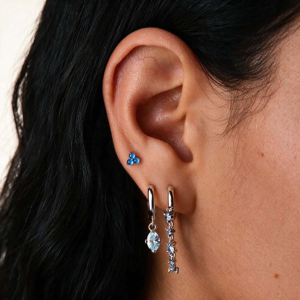 Titanium Athina Mini-Dreiecksstecker – blauer Achat