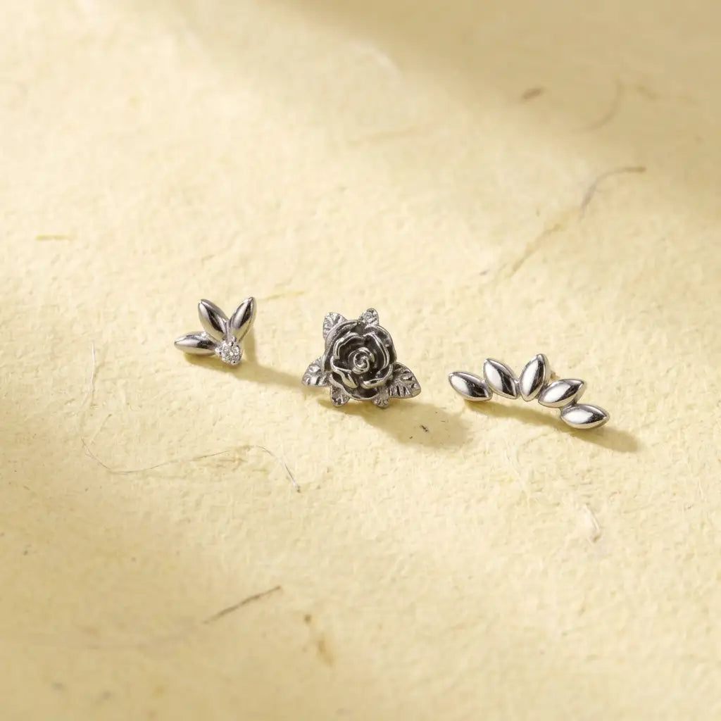 Titanium Five-Petal Curve Flat Back Piercing Stud