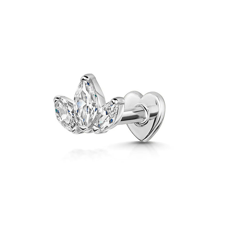 Sparkling Three-Petal Heart Labret Stud