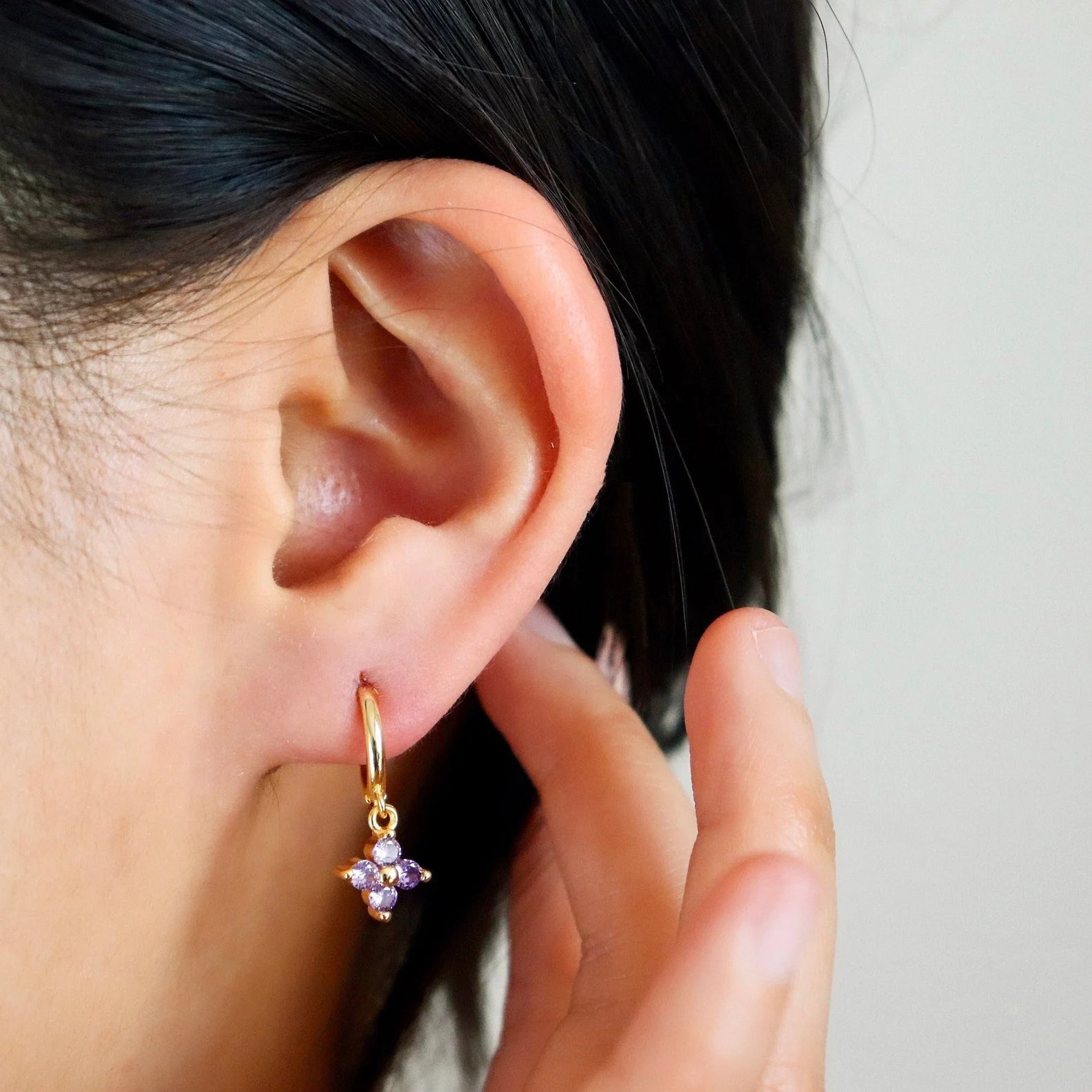 Alaiya Amethyst Four-Leaf Clover Hoop Earrings