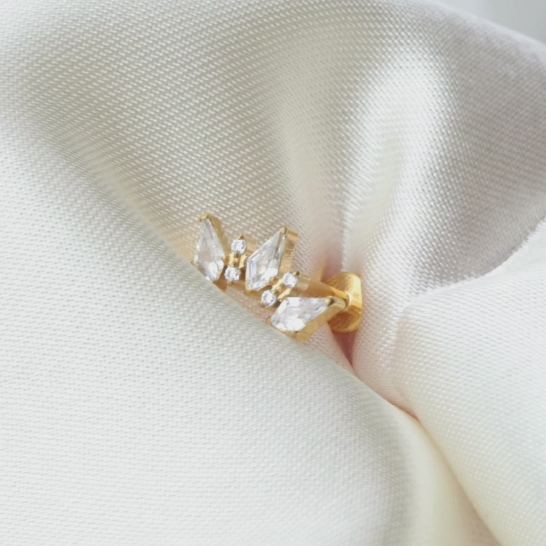 Load video: Titanium Sage White Diamond Crown Flat Back Stud